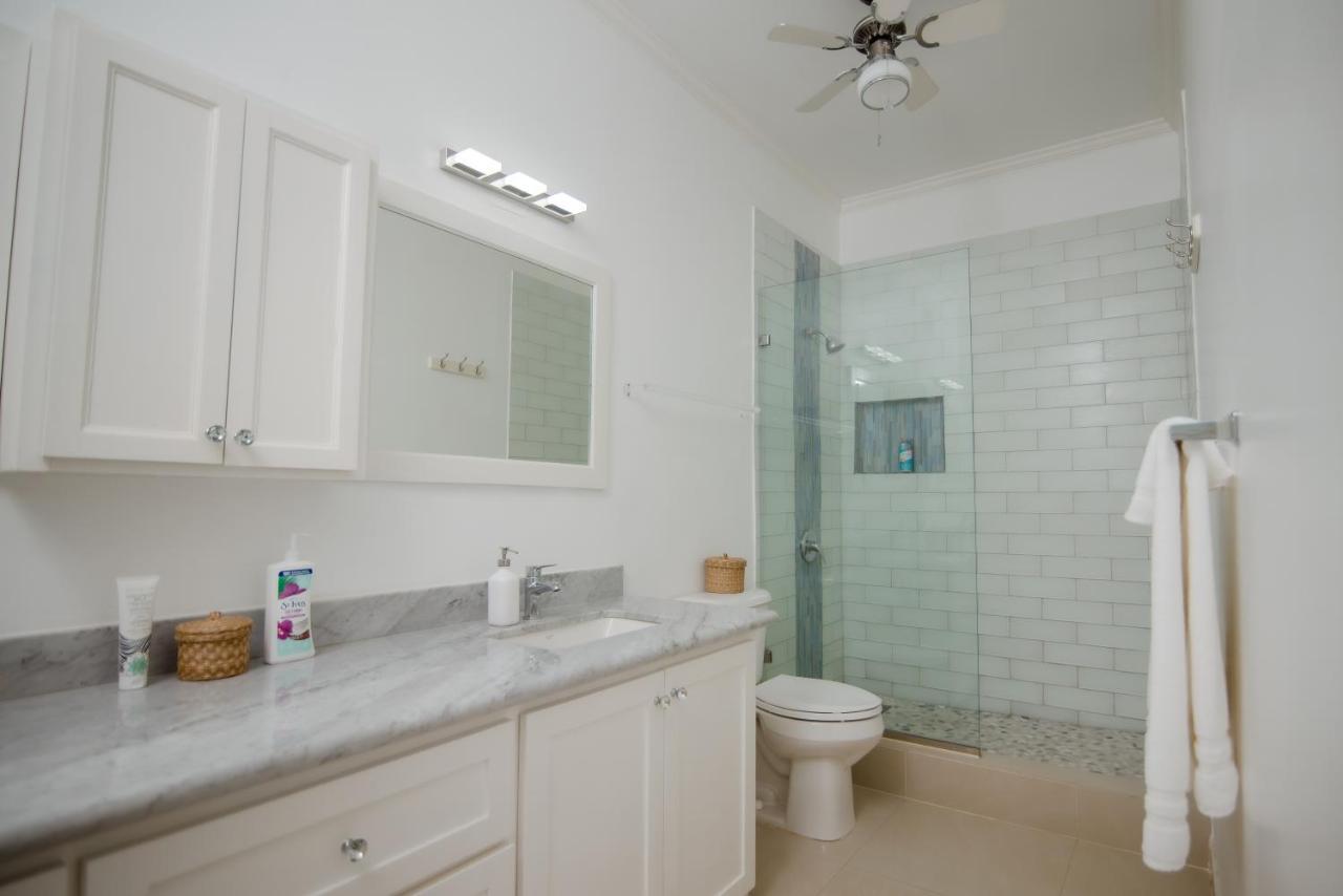 Ocho Rios Penthouse At Whispering Seas Daire Dış mekan fotoğraf