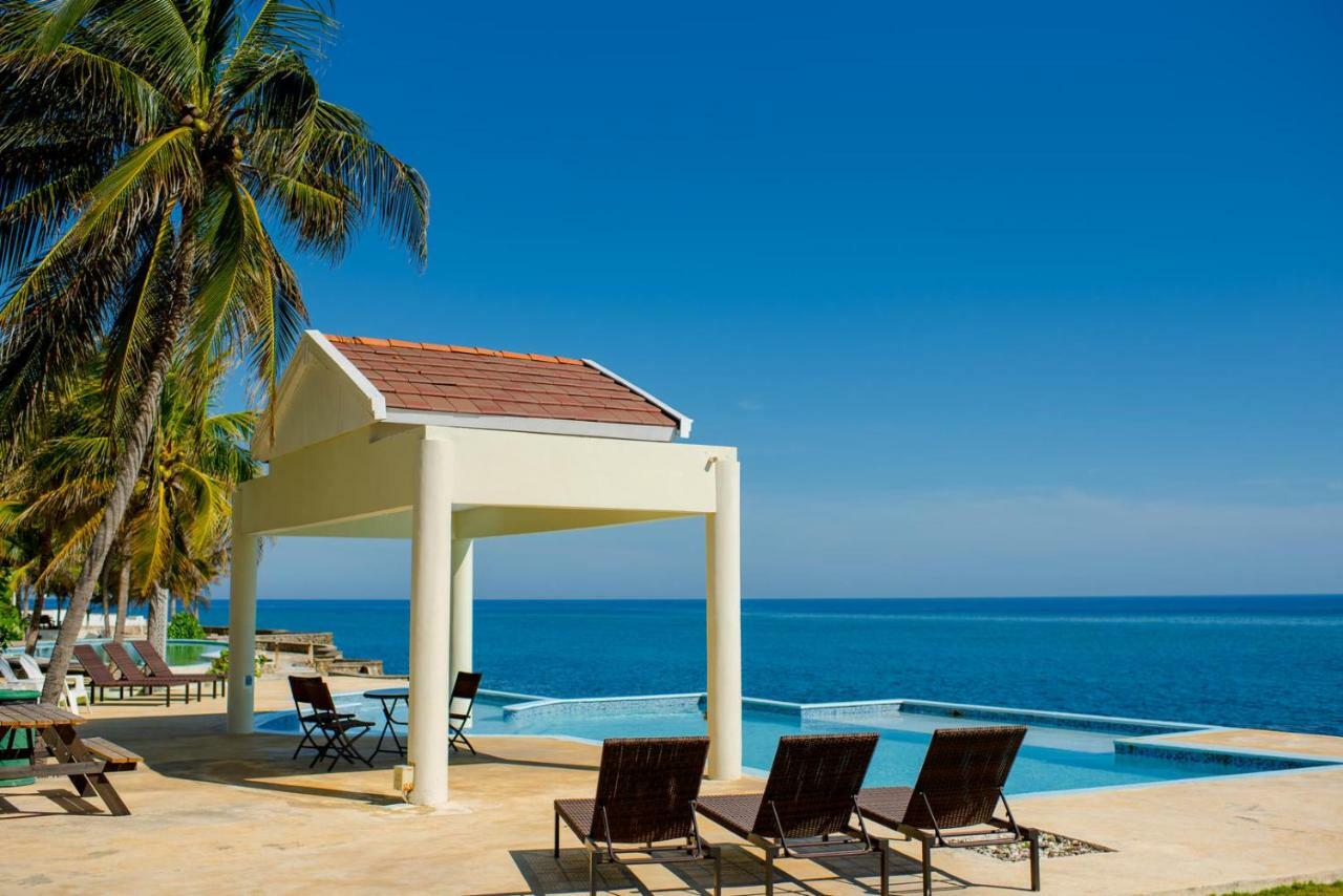 Ocho Rios Penthouse At Whispering Seas Daire Dış mekan fotoğraf